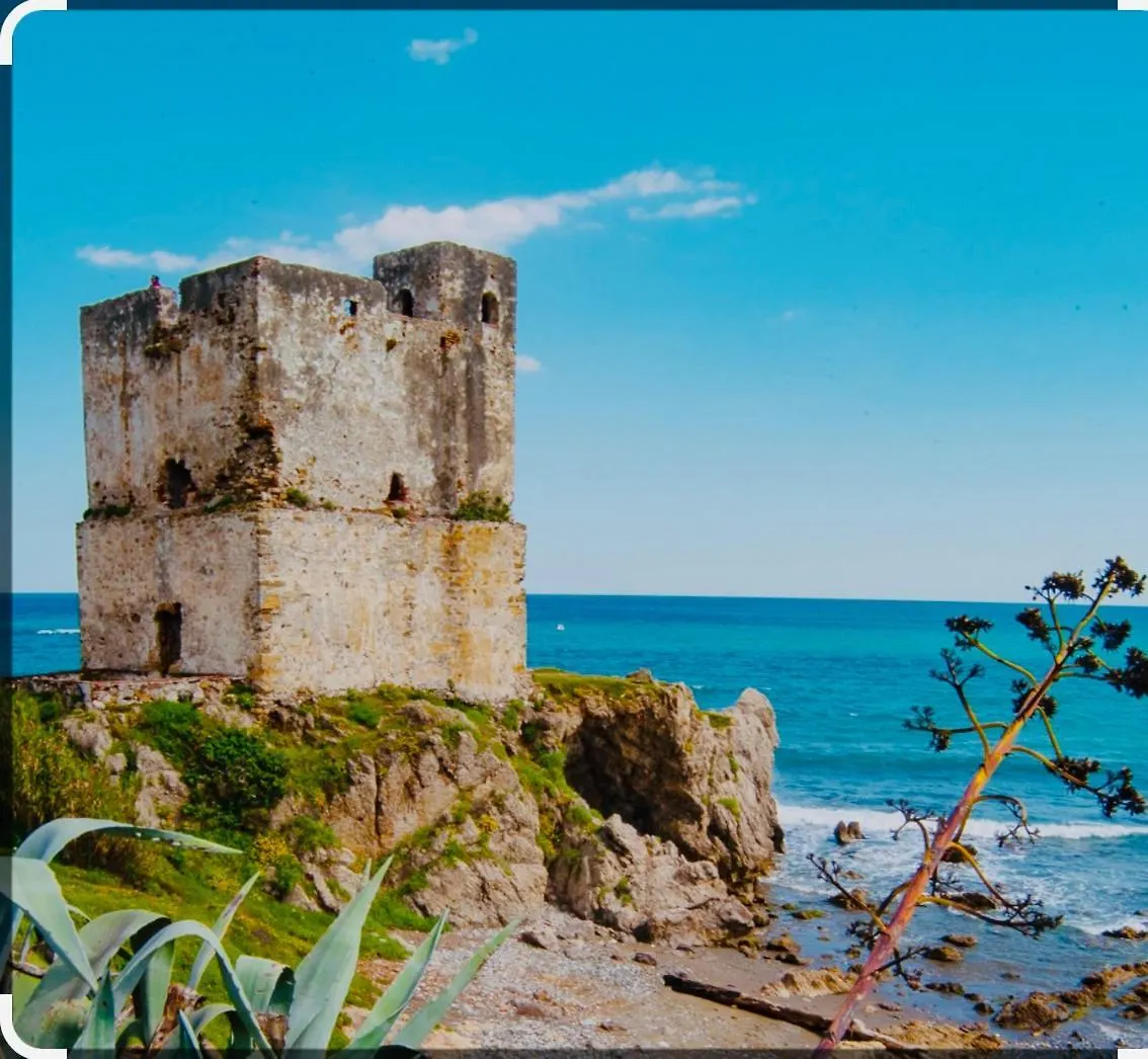 Comfy Seaside Duplex With Sea Views Apartment Bahia de Casares